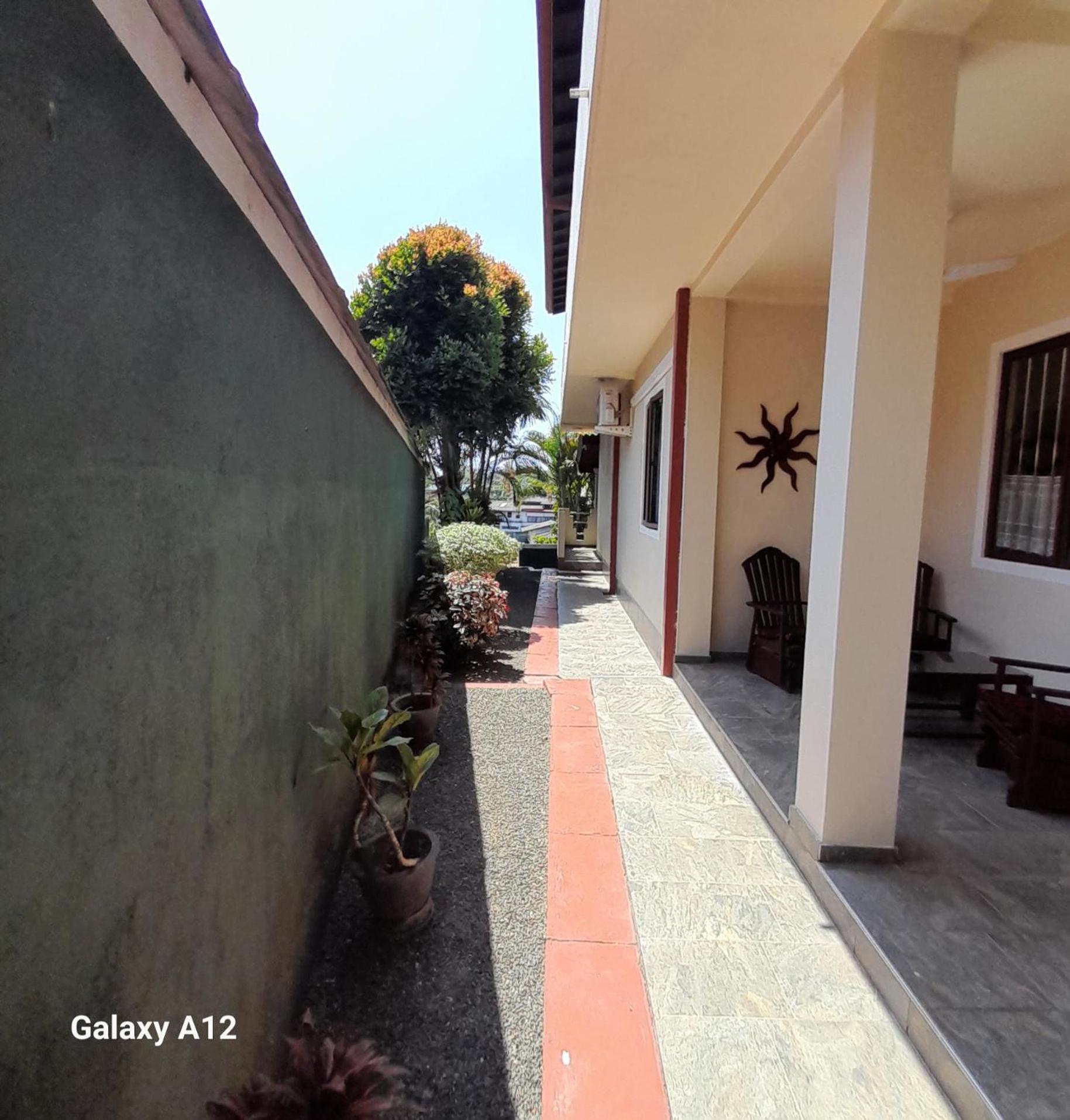 Slg Villa Hikkaduwa Exterior foto
